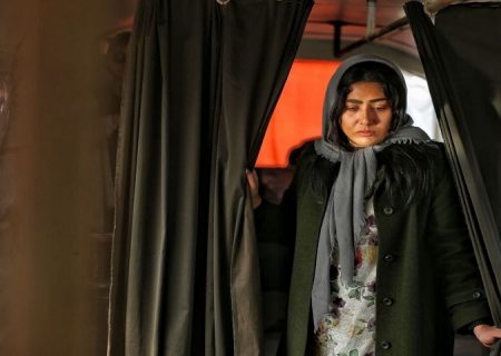 نشریه اسکرین فیلم«شهر خاموش» را بررسی کرد