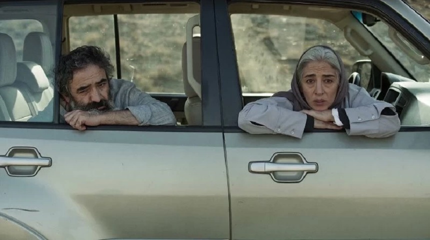 «جاده خاکی» بهترین «فیلم اول» مجله کایه‌دوسینما شد