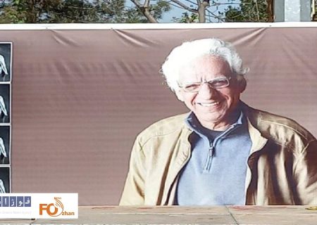 کیومرث پوراحمد در قطعه هنرمندان آرام گرفت