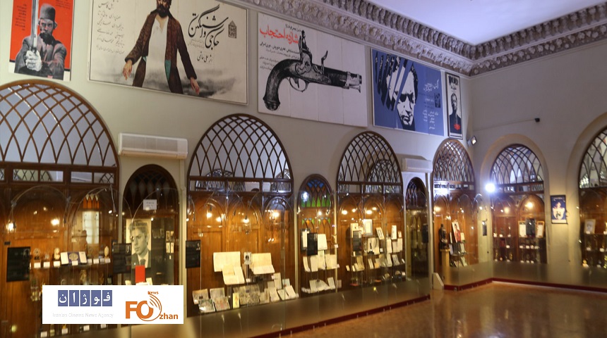 «همراه باد در دل تنهایی کویر» منوچهر طیاب به نمایش درمی آید