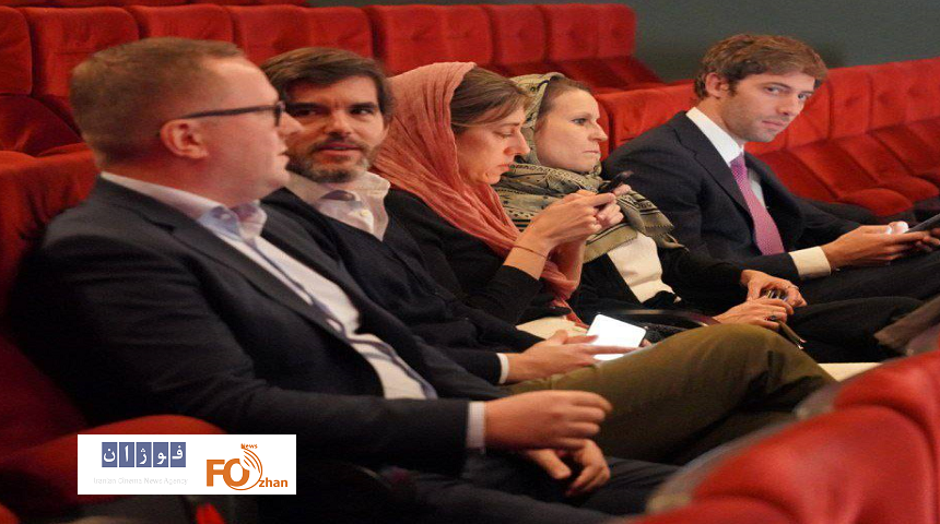 «خانه دوست کجاست» با حضور دیپلمات‌های مقیم به نمایش درآمد